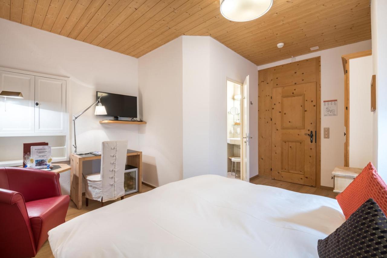 Schweizerhaus Swiss Quality Hotel Maloja Exteriör bild