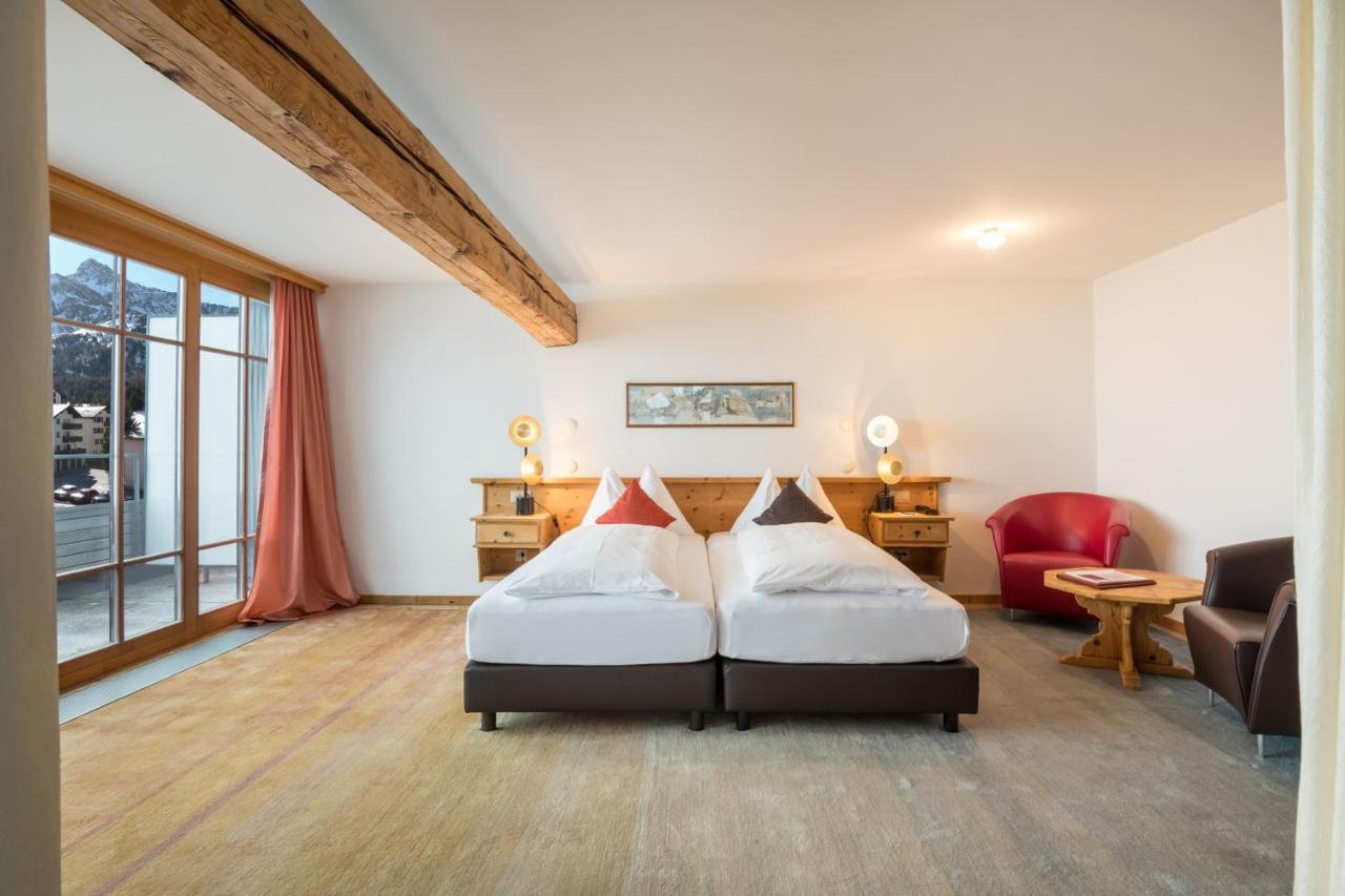 Schweizerhaus Swiss Quality Hotel Maloja Exteriör bild