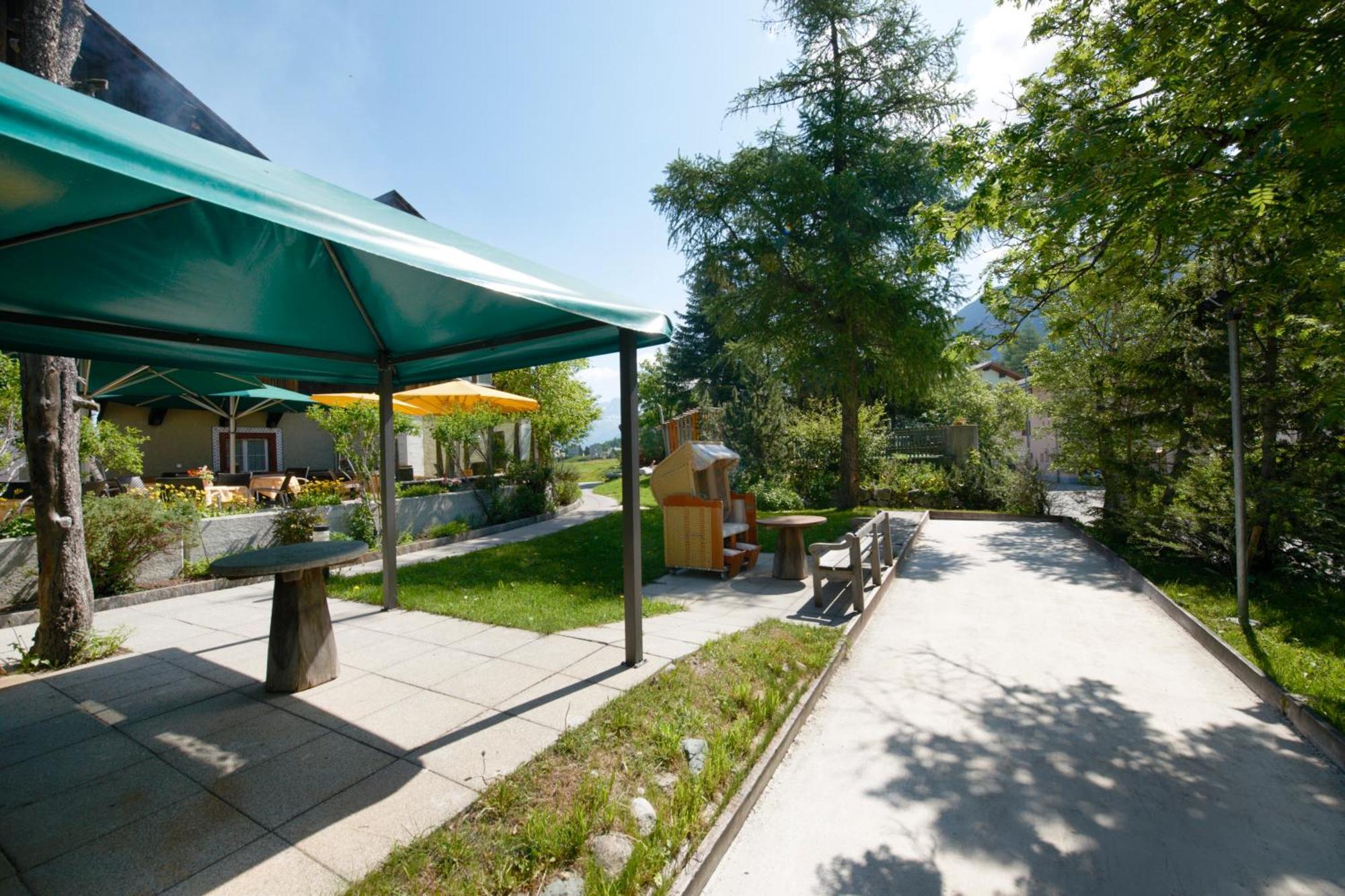 Schweizerhaus Swiss Quality Hotel Maloja Exteriör bild