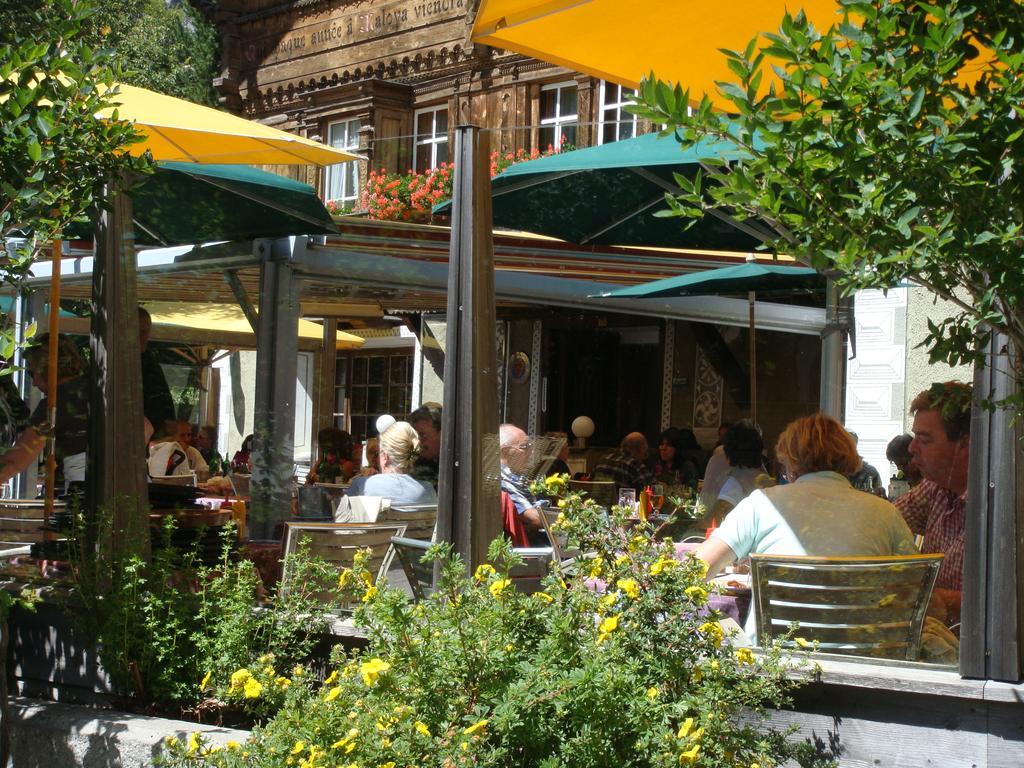 Schweizerhaus Swiss Quality Hotel Maloja Exteriör bild