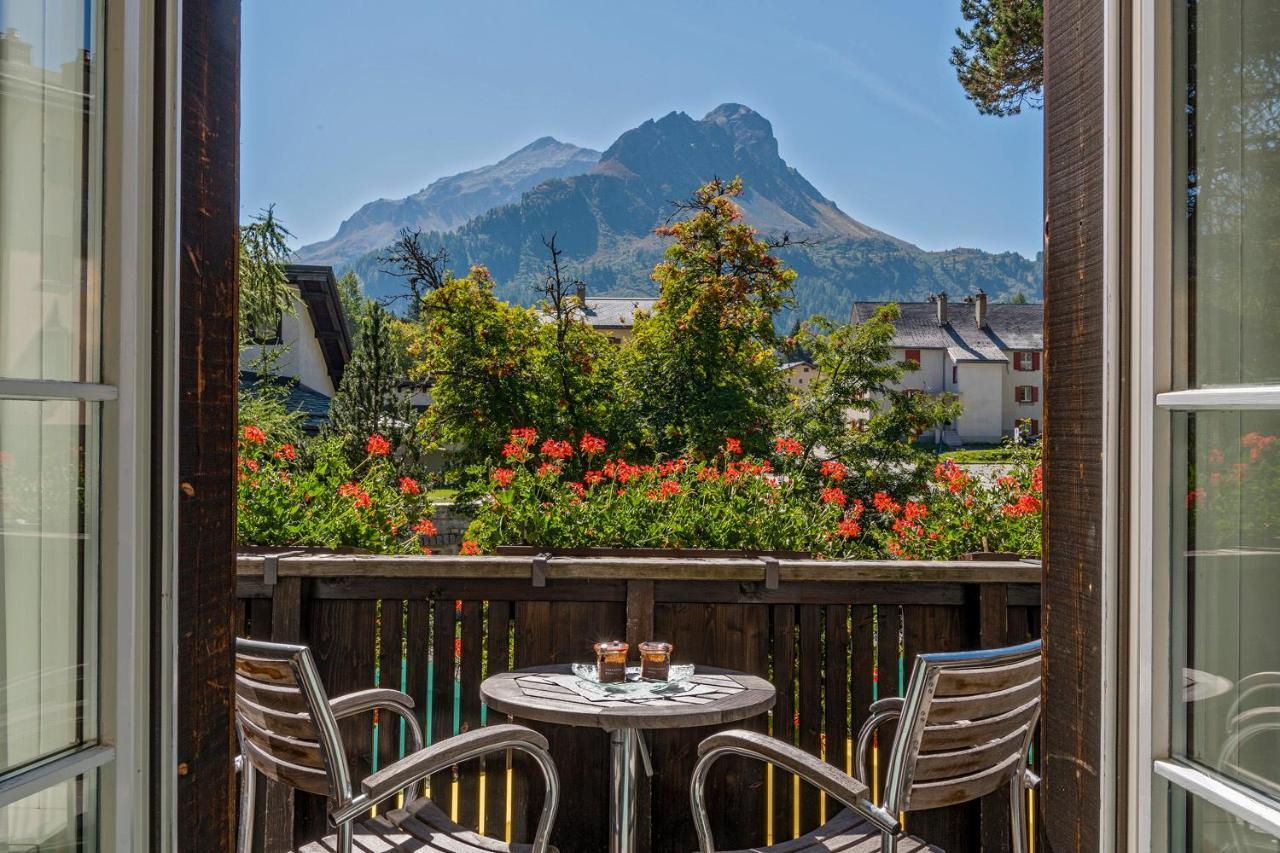 Schweizerhaus Swiss Quality Hotel Maloja Exteriör bild