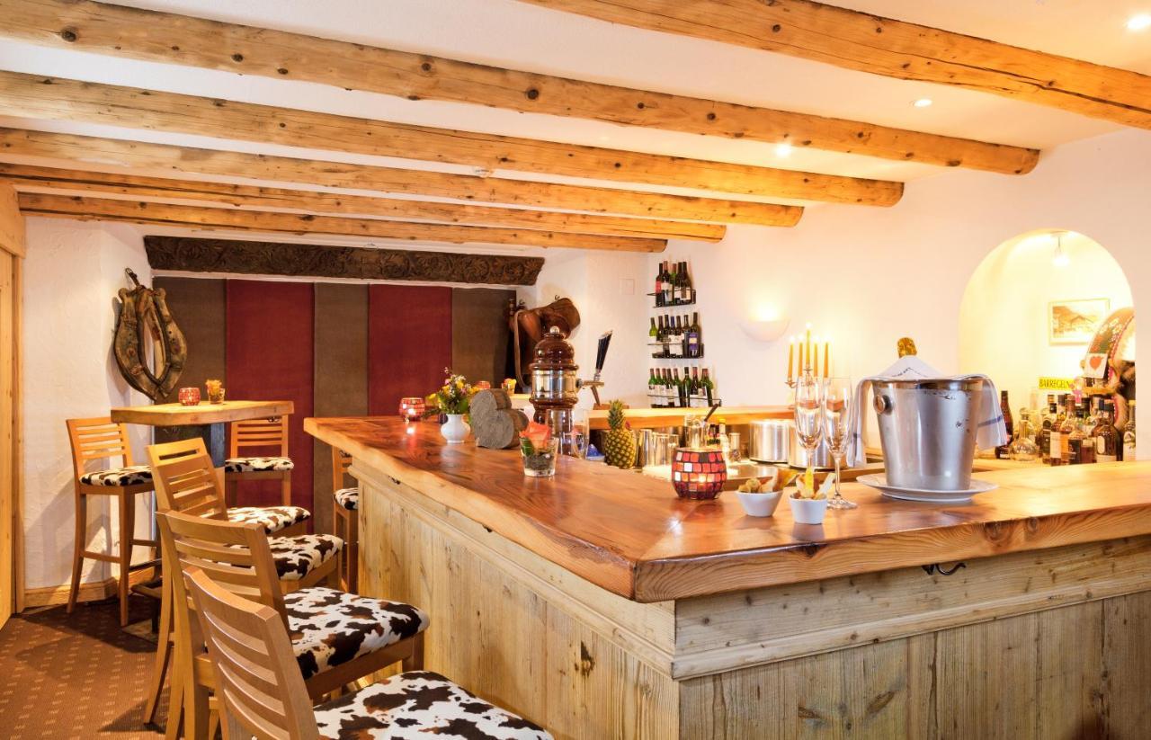 Schweizerhaus Swiss Quality Hotel Maloja Exteriör bild